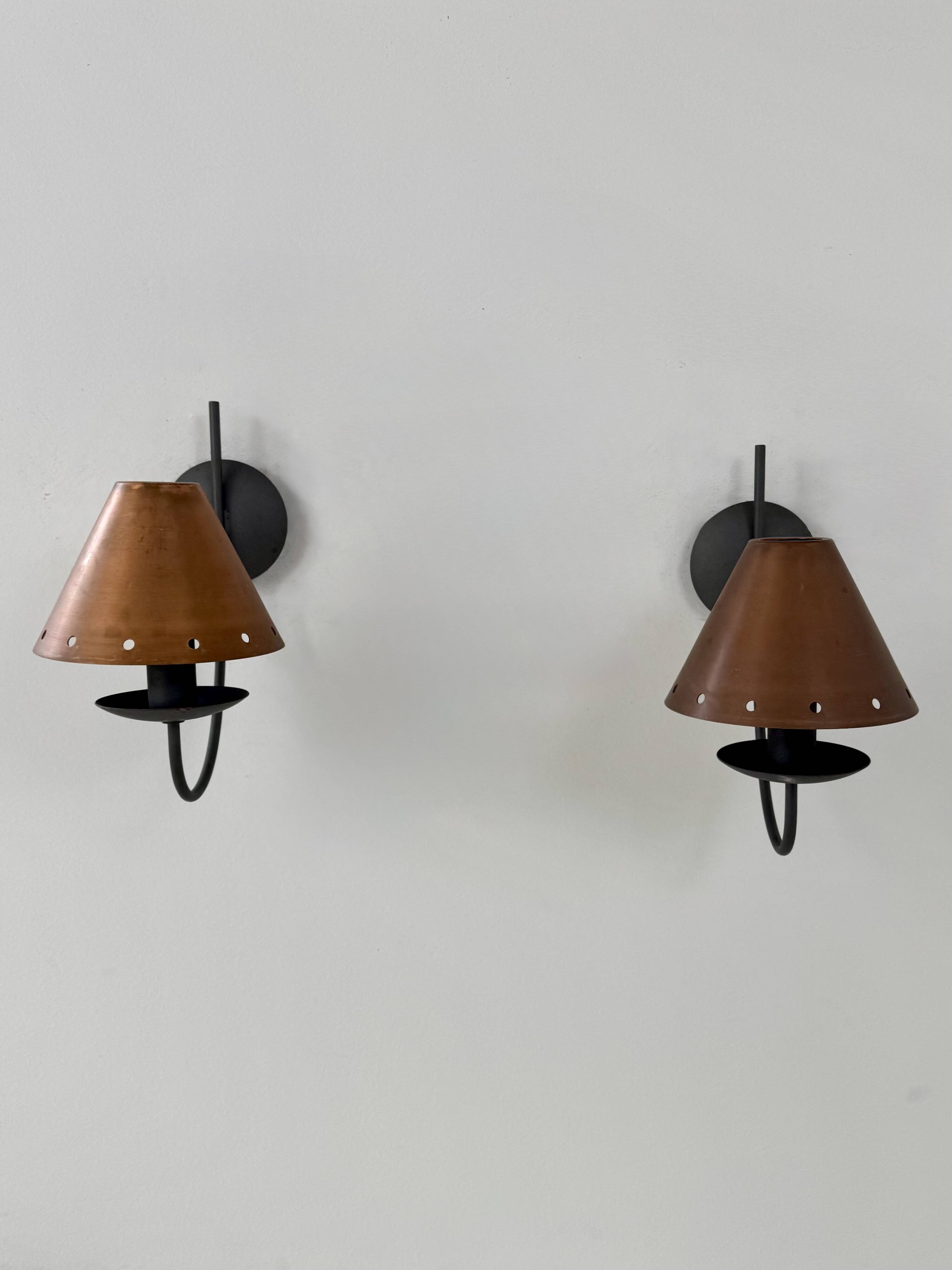 Pair of vintage wall lights, copper and black lacquered metal, France, 1970.