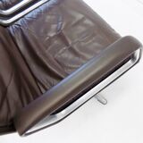 Wilkhahn Delta Highback set of 2 brown leather armchairs by Delta Design