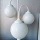 Lampe de table en métal blanc vintage avec 3 boules de lanterne, années 80