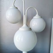 Lampe de table en métal blanc vintage avec 3 boules de lanterne, années 80