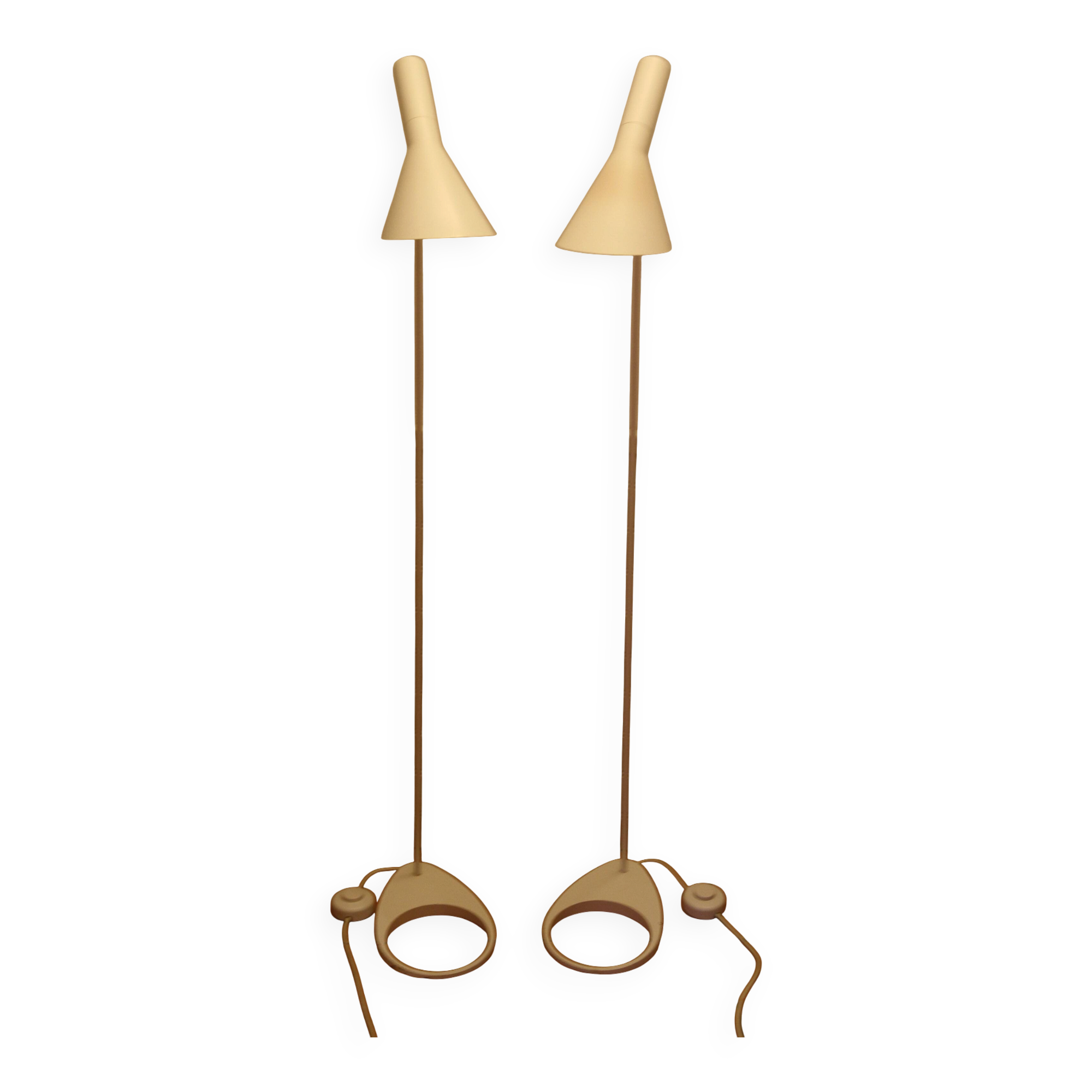 Paire de Lampadaire AJ Louis Poulsen
