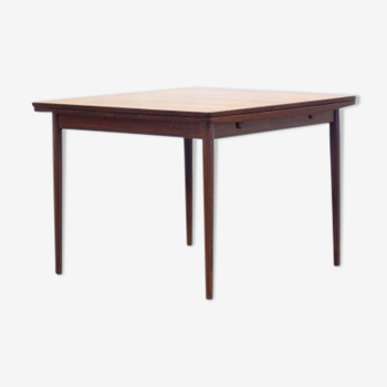 Extensible table designed by Arne Vodder for Sibast Denmark