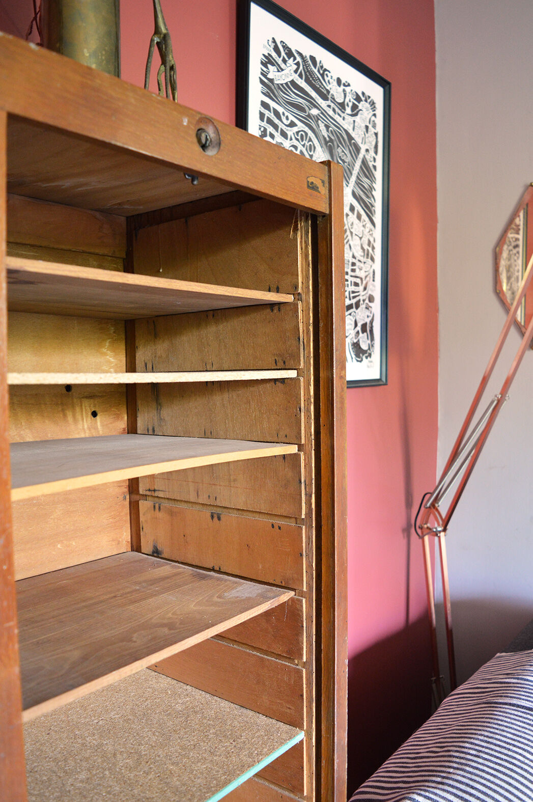 Notary triple curtain cabinet