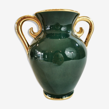 Green vase