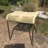 Scoubidou stool