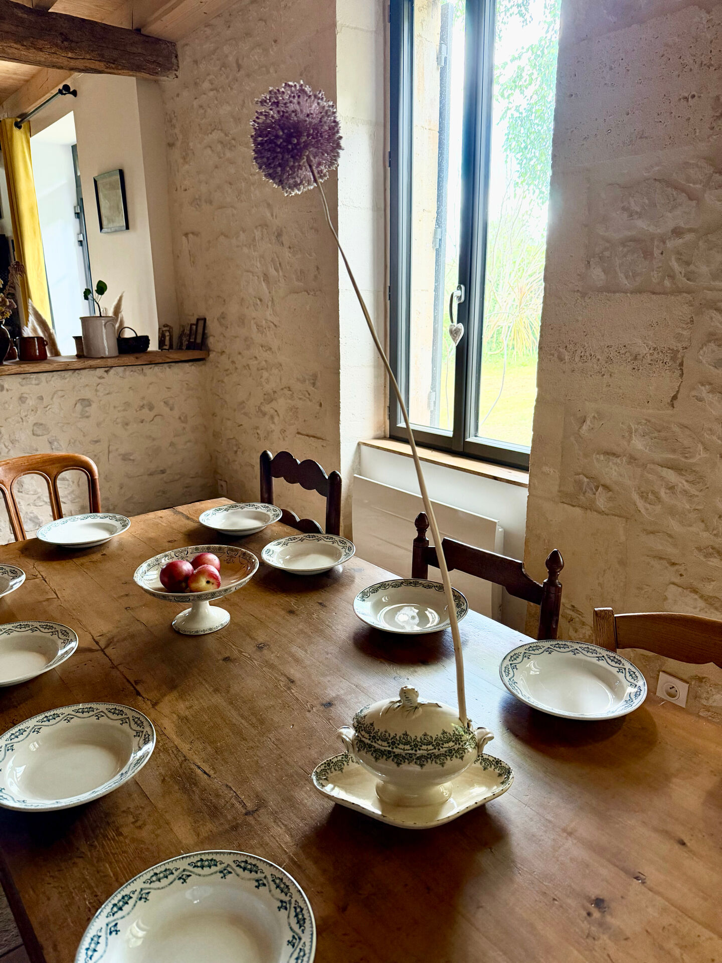 Mismatched deep plates service Saint Amand