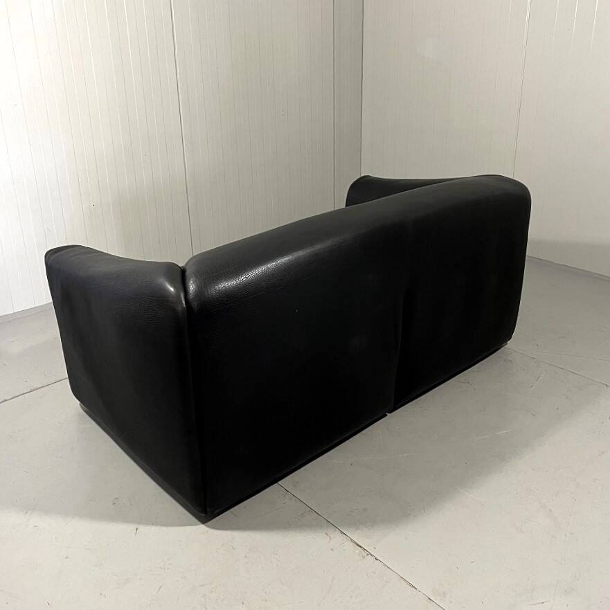 De Sede DS 47 dark brown neckleather 2,5 seats sofa