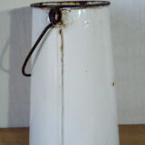 Pot en tôle émaillée