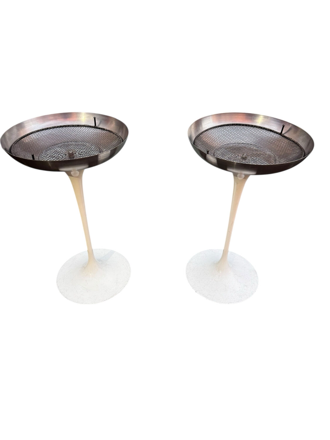 Tulip pedestal ashtray by Eero Saarinen for Knoll International