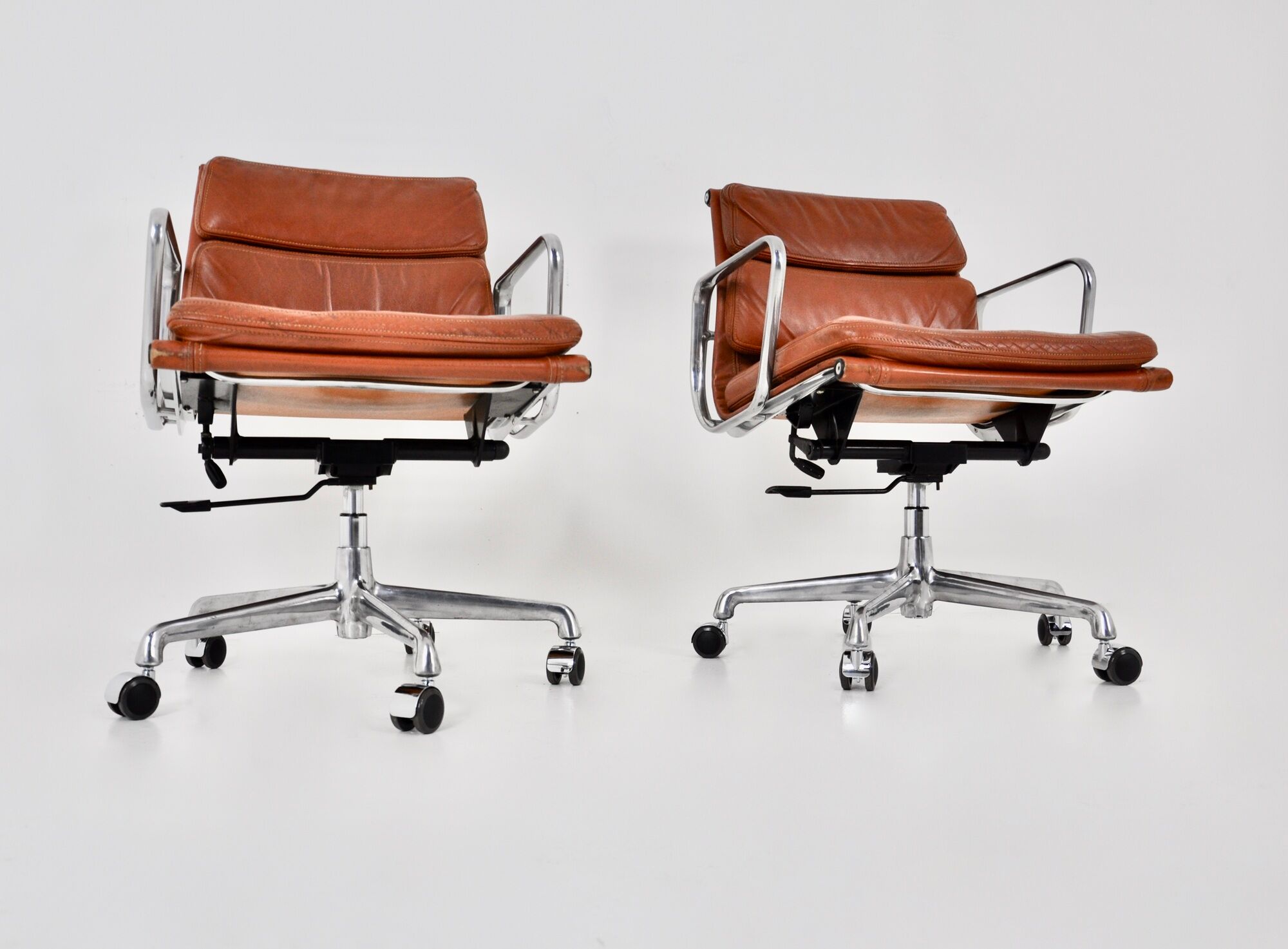 EA 217 Soft Pad Chairs in Cognac Leather by Charles & Ray Eames for ICF, 1970s set of 2