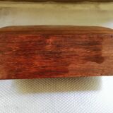 Trieur carries old mail in rosewood from India