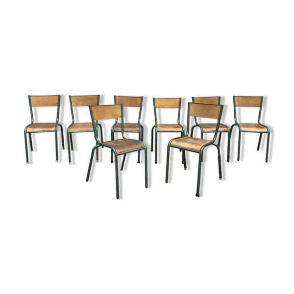 Série de 8 anciennes chaises d'écoles vintage