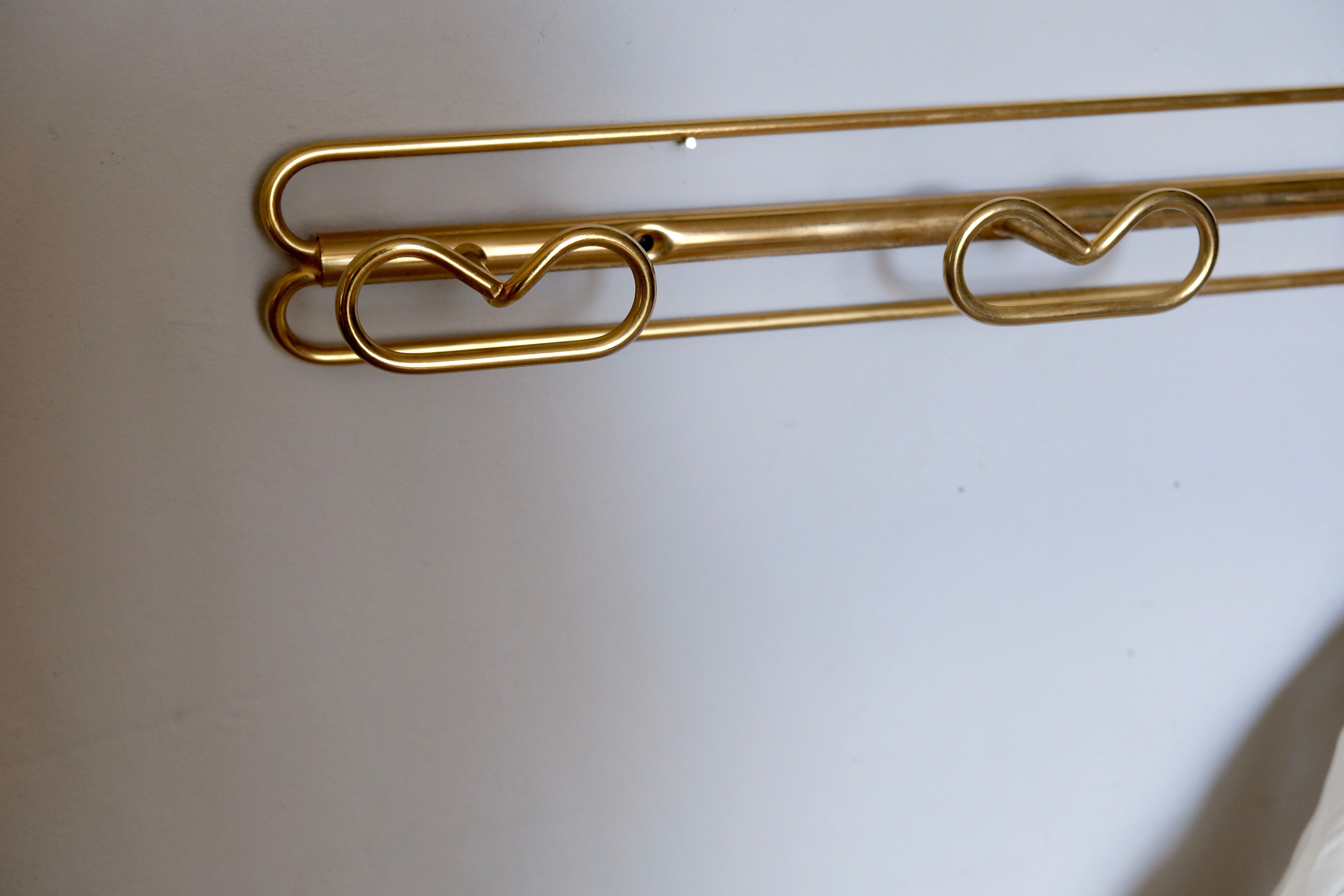 Patère en métal doré des années 50