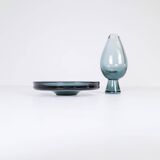 Set of two art glass vessels by Vicke Lindstrand for Kosta, Sweden, mid-century.