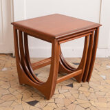 Teak giggling coffee table