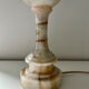 Grande lampe onyx et macramé 