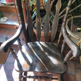 Windsor rocking chair