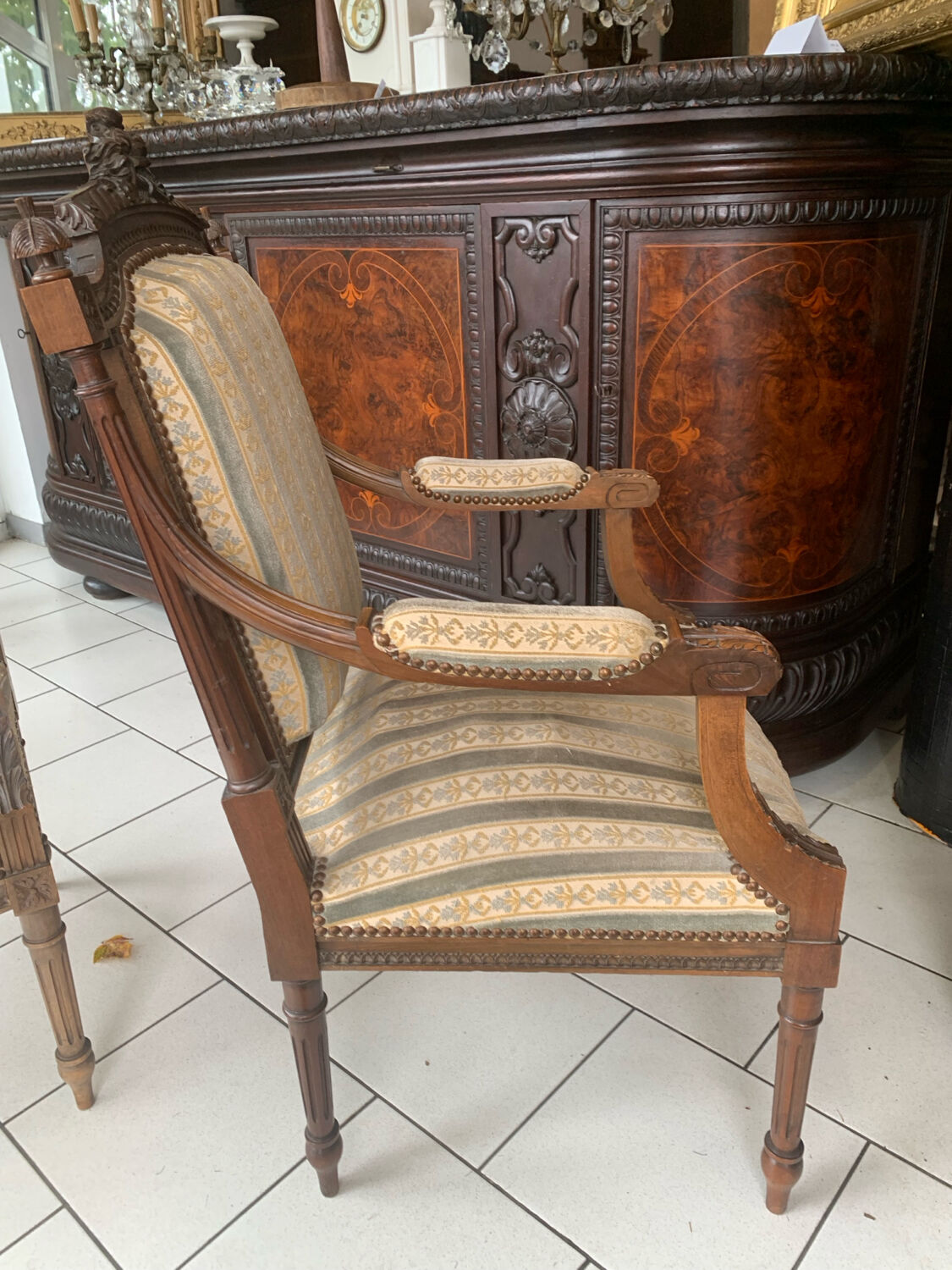 Paire fauteuil, style Louis XVI circa 1900