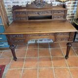 Oak desk with drawers