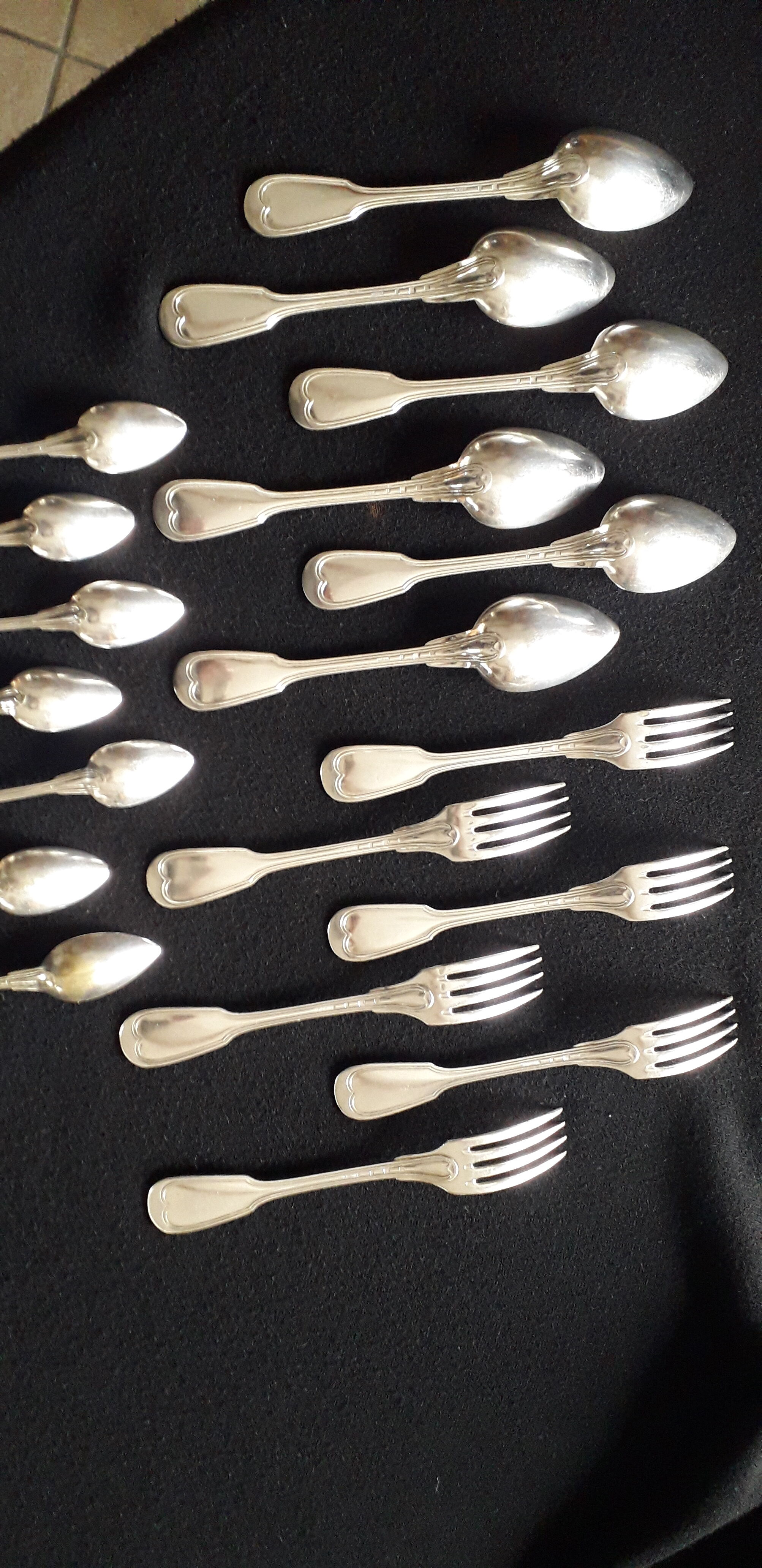 Lot 19 covered in Christofle Silver Metal