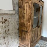Armoire vitrée