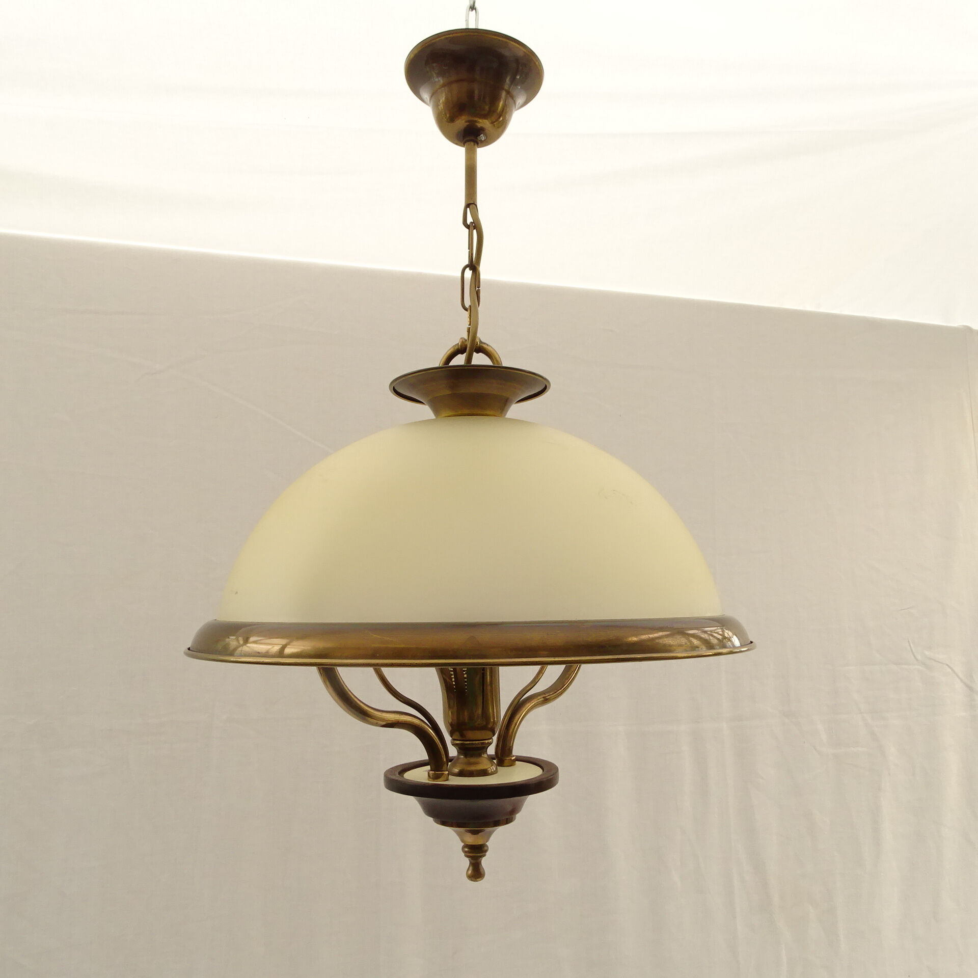 Suspension in opaque glass and solid brass