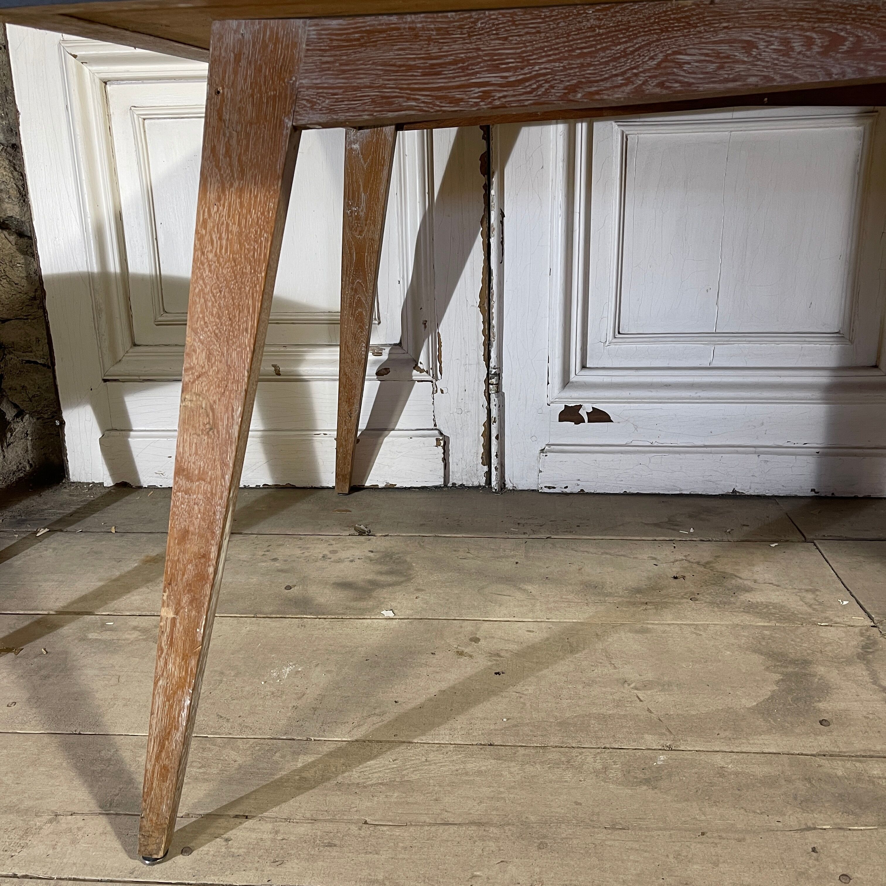 Oak table compass legs