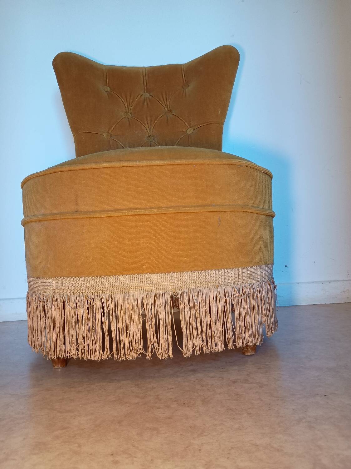 Mustard toad armchair