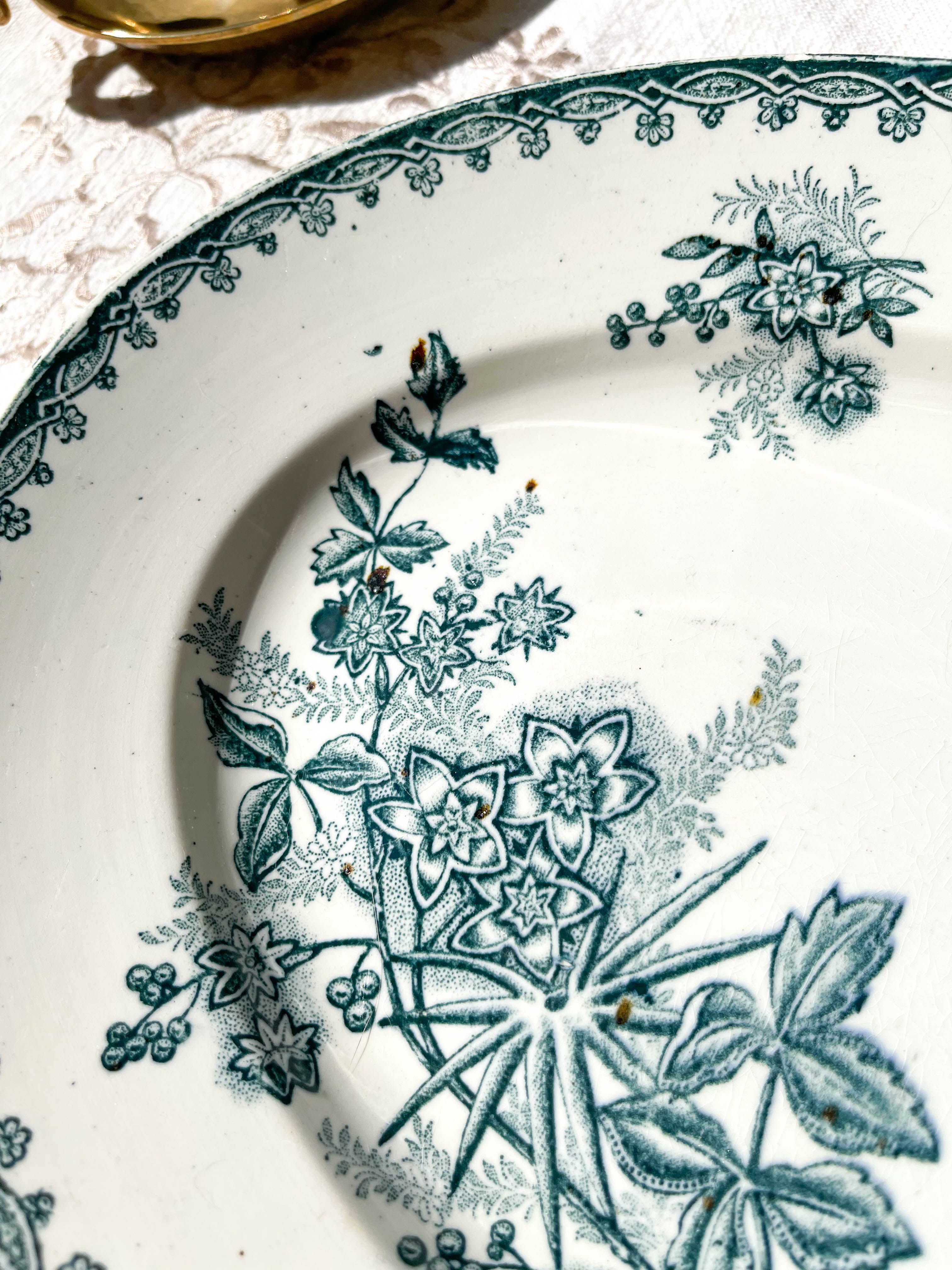 Flat oval Iron land St Amandinoise "MARGOT"