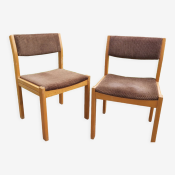 2 chairs 70s
