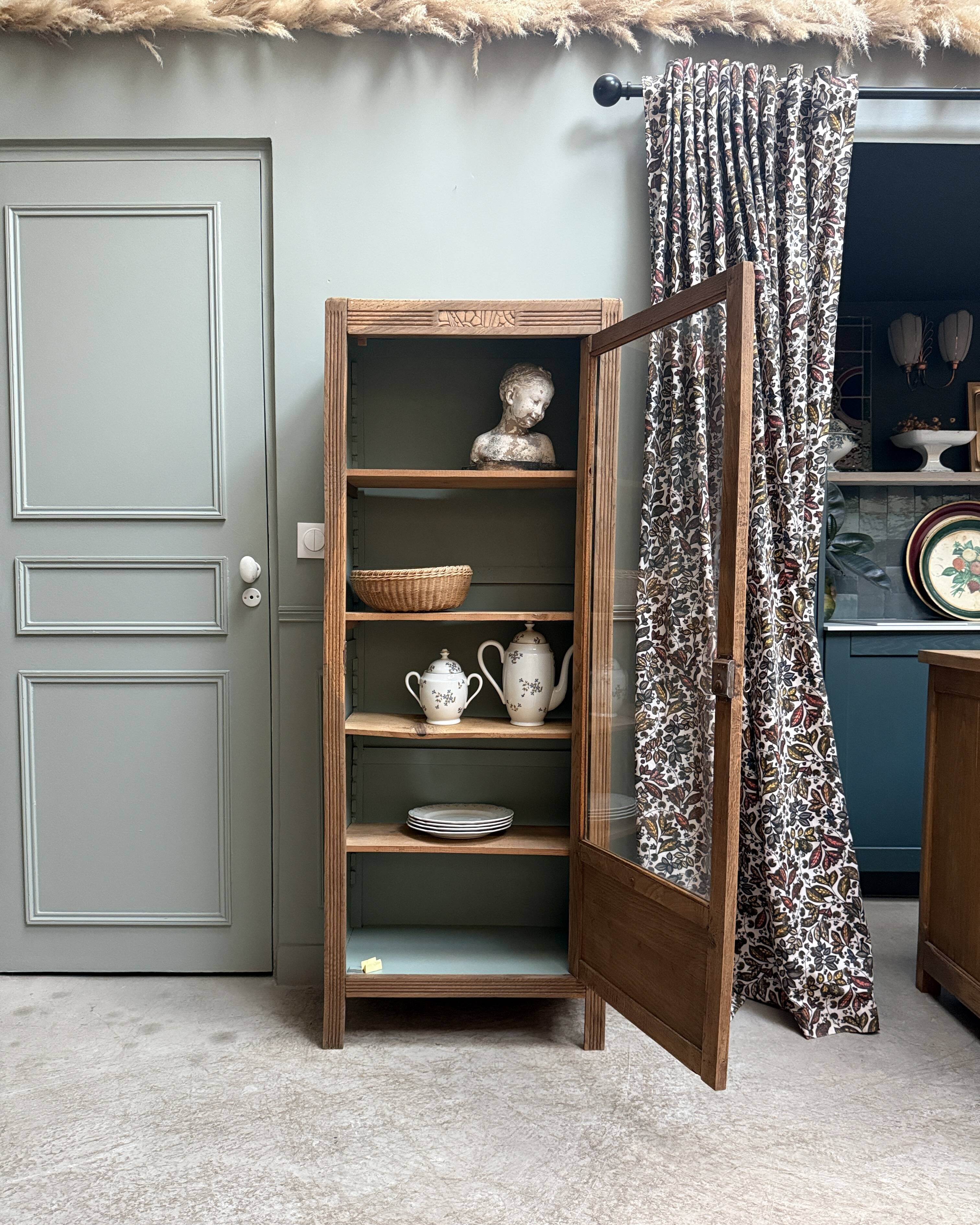 Vitrine parisienne Art Déco en chêne (rénovée)