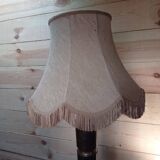 Lampshade with fringes