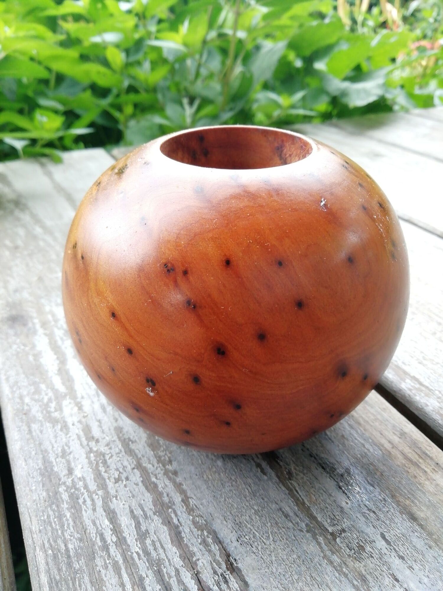 Lot d'objets en thuya
