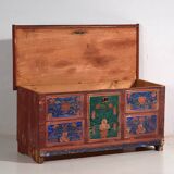 Coffre ancien peint à la main avec des motifs floraux (Année 1907) #100