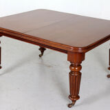 19Th Century mahogany dining table