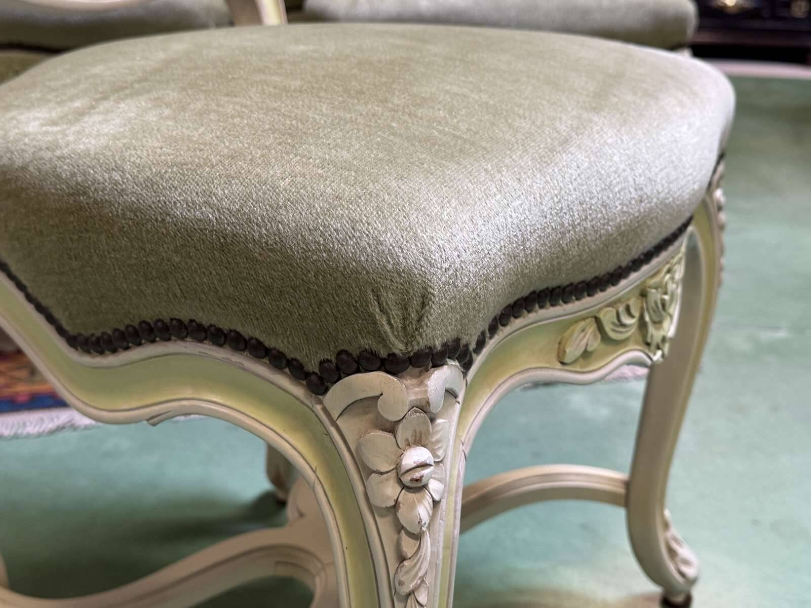 Set of 8 Louis XV style beech chairs from the 1970s.