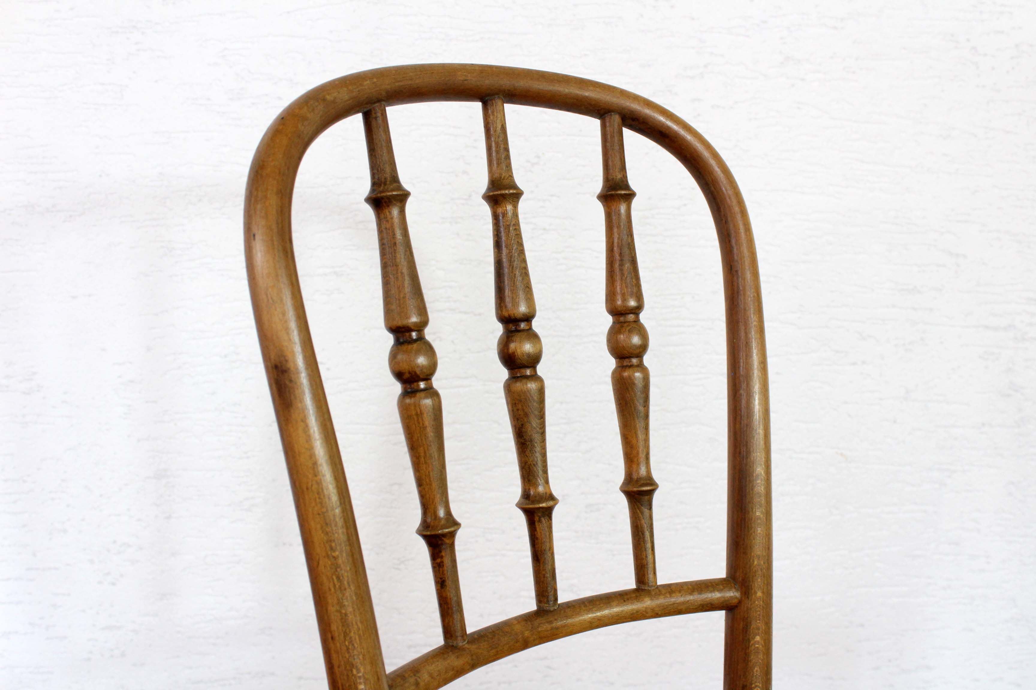 Belle chaise de bistrot fFschel