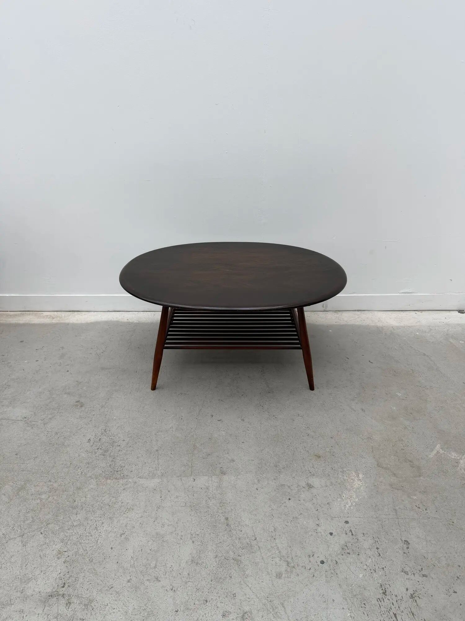Table basse de Lucian ERCOLANI pour ERCOL, Angleterre 1960