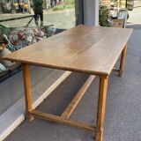 Farm table