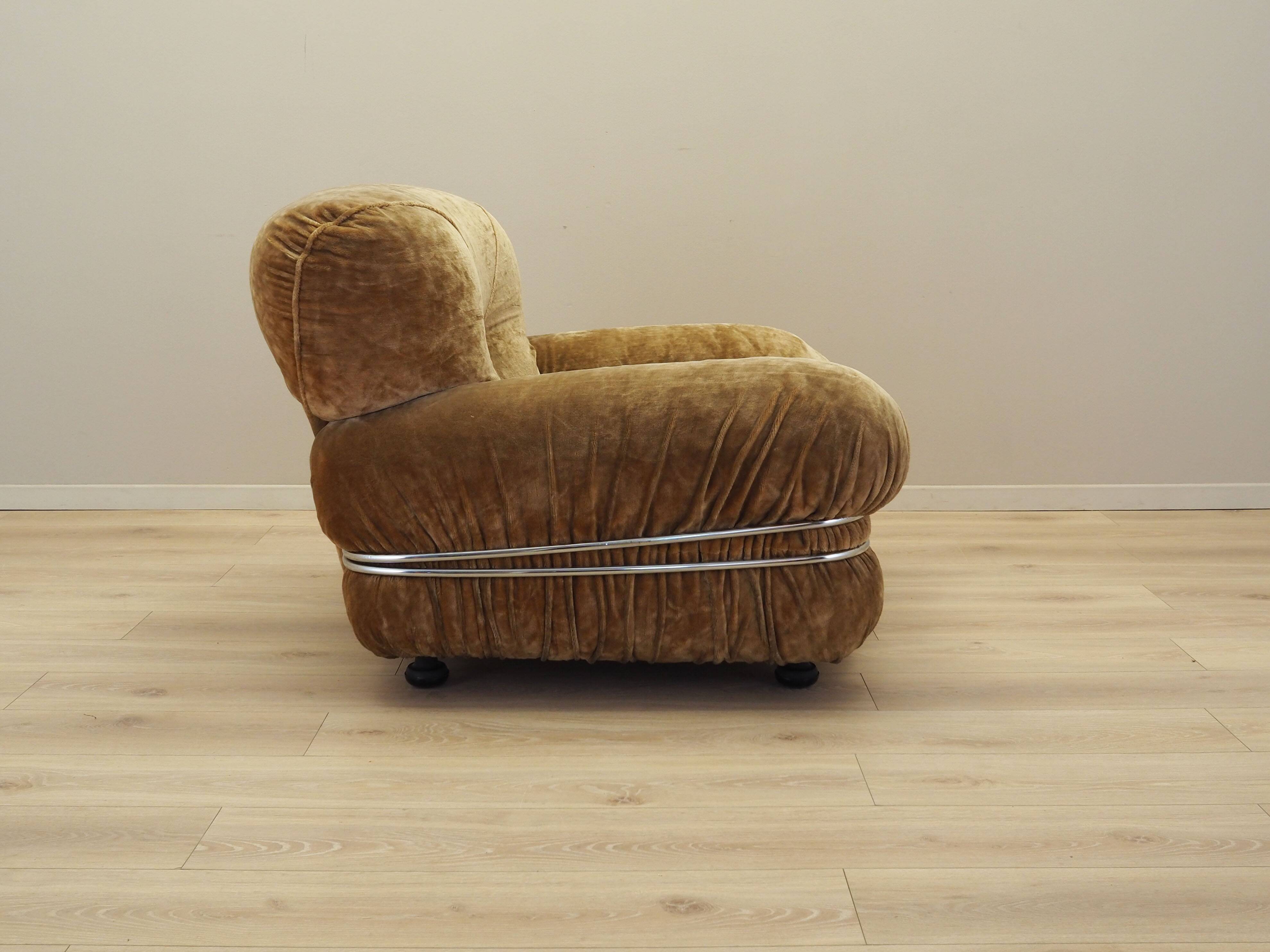 Velour armchair, Italian design, 1970s, production: Italy