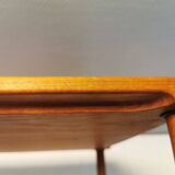 Side table in solid teak with removable legs. Model FD544, by Edvard Kindt-Larsen for France and son
