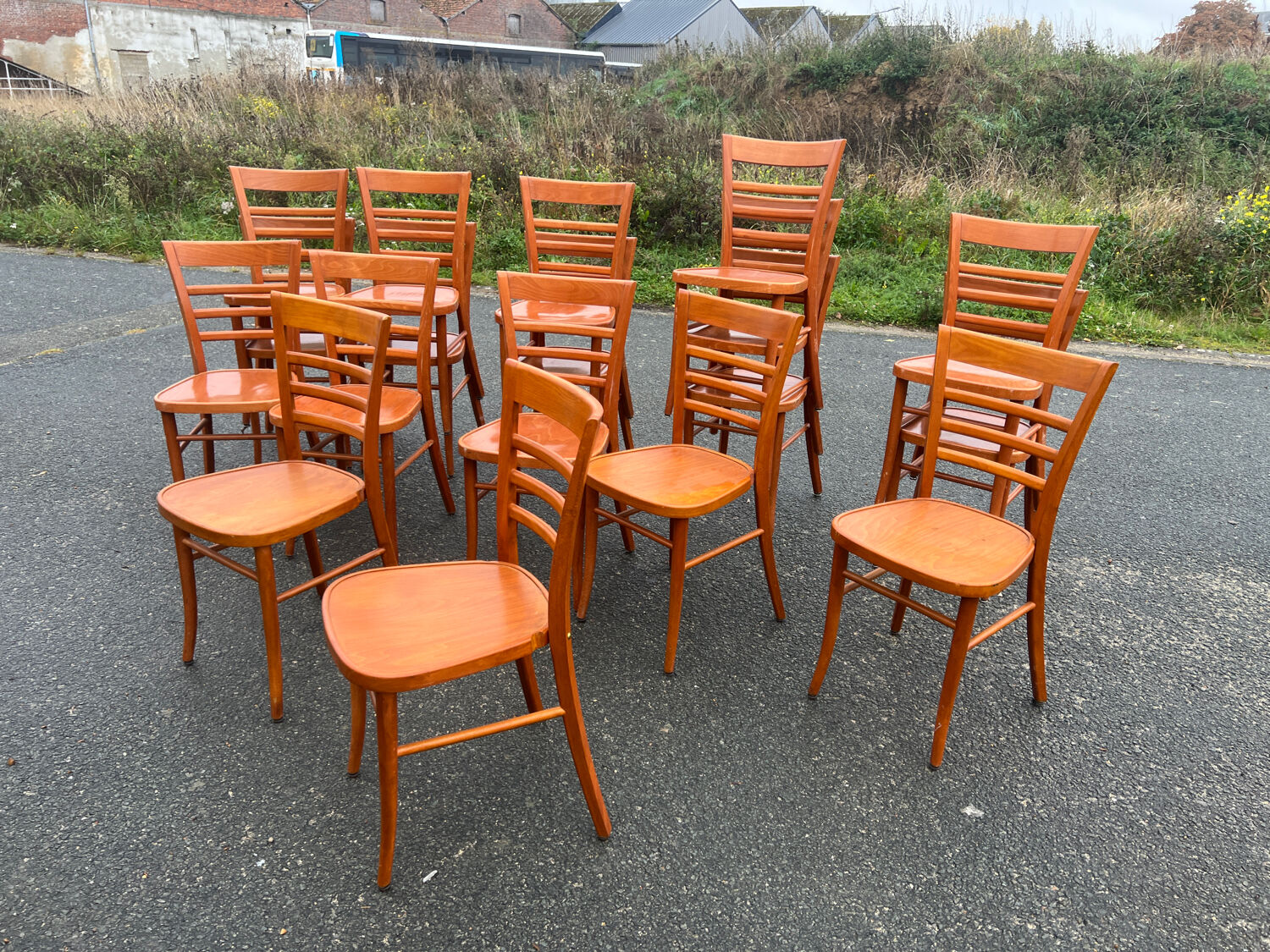Set of 18 bistro chairs