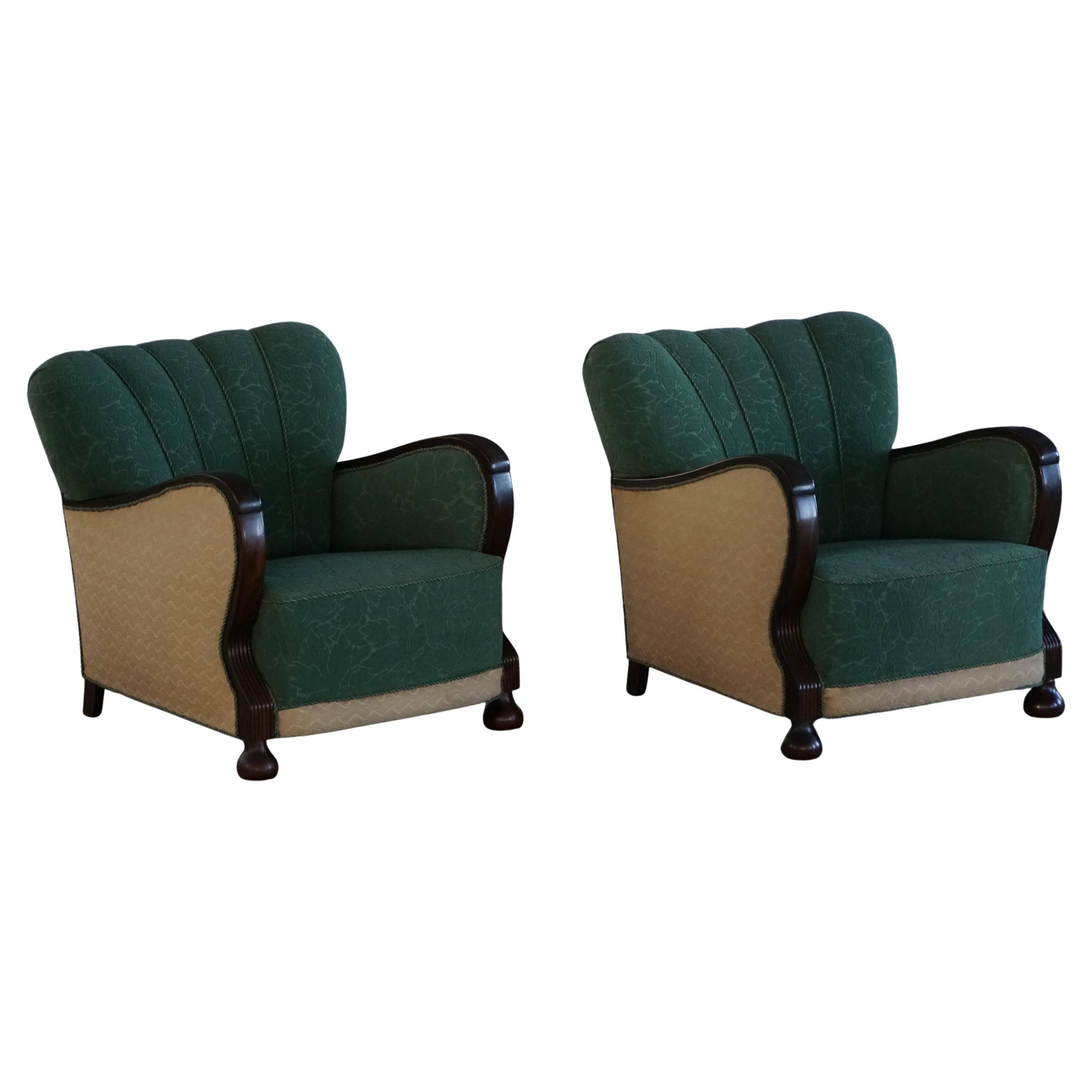 Pair of Art Deco lounge chairs, made by a Danish cabinetmaker, 1940s.