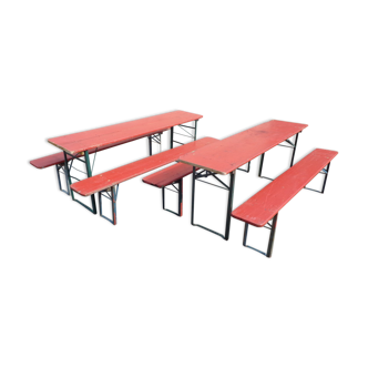 2 sets de tables et bancs de brasserie