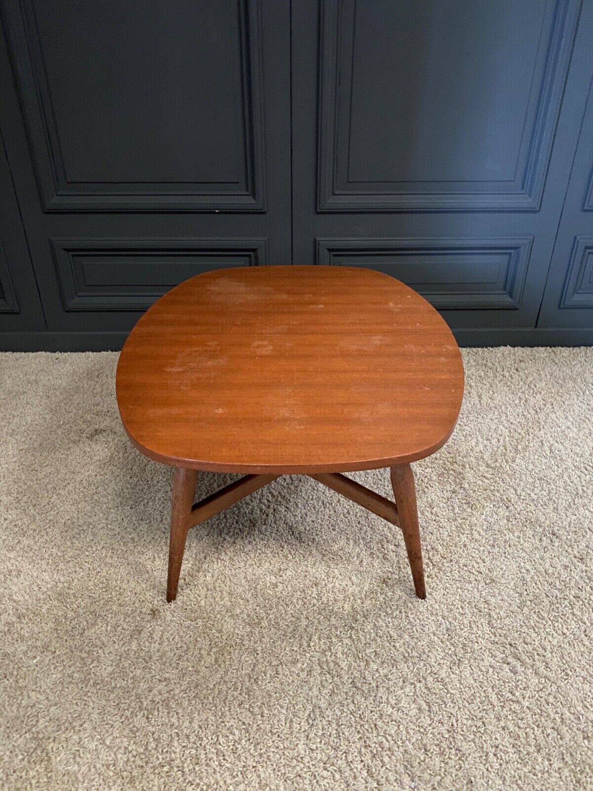 Modular low extending table Smorrebrod Denmark