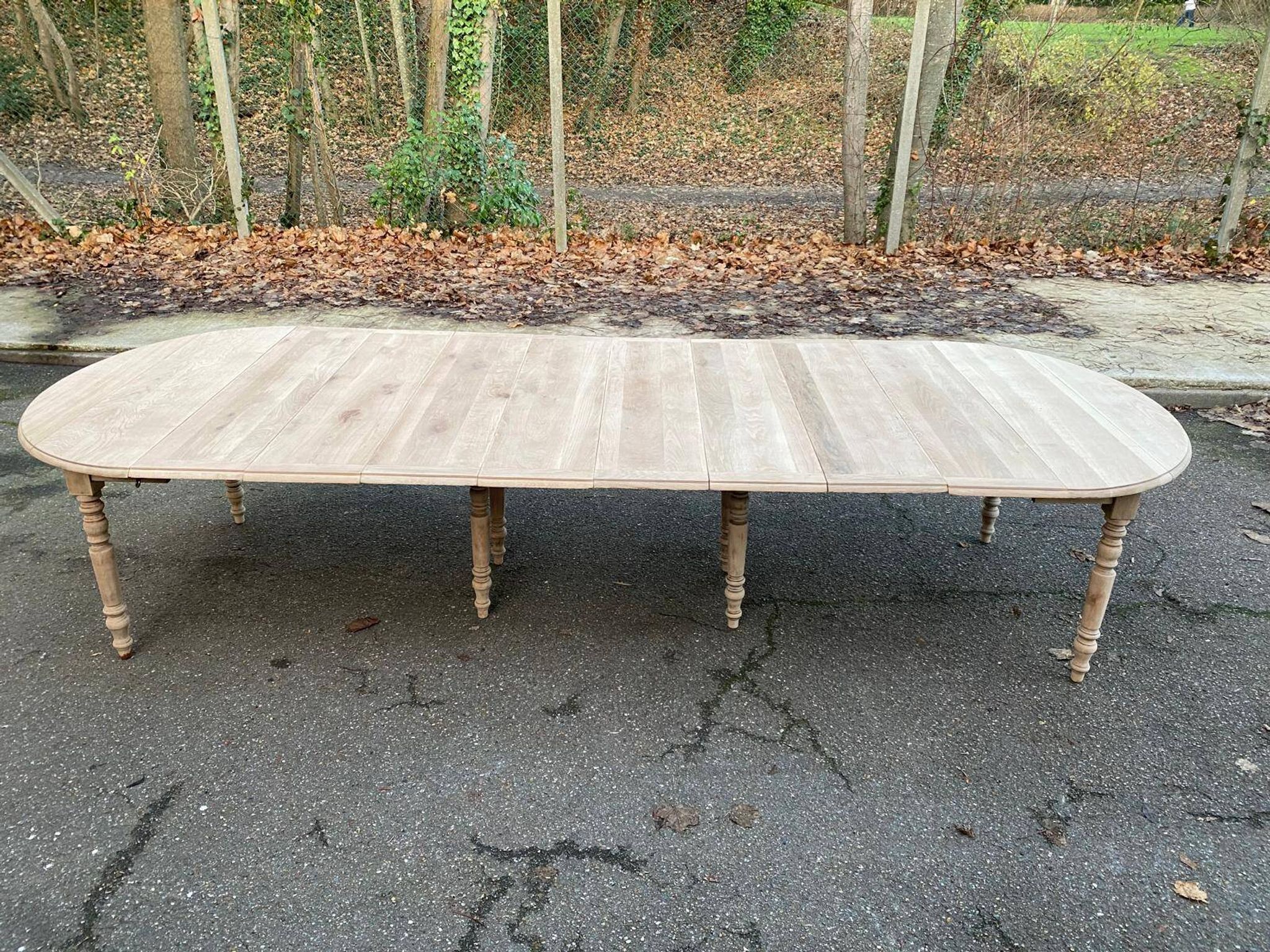 Louis Philippe extendable dining table with 8 extensions, solid oak, 19th century, 350