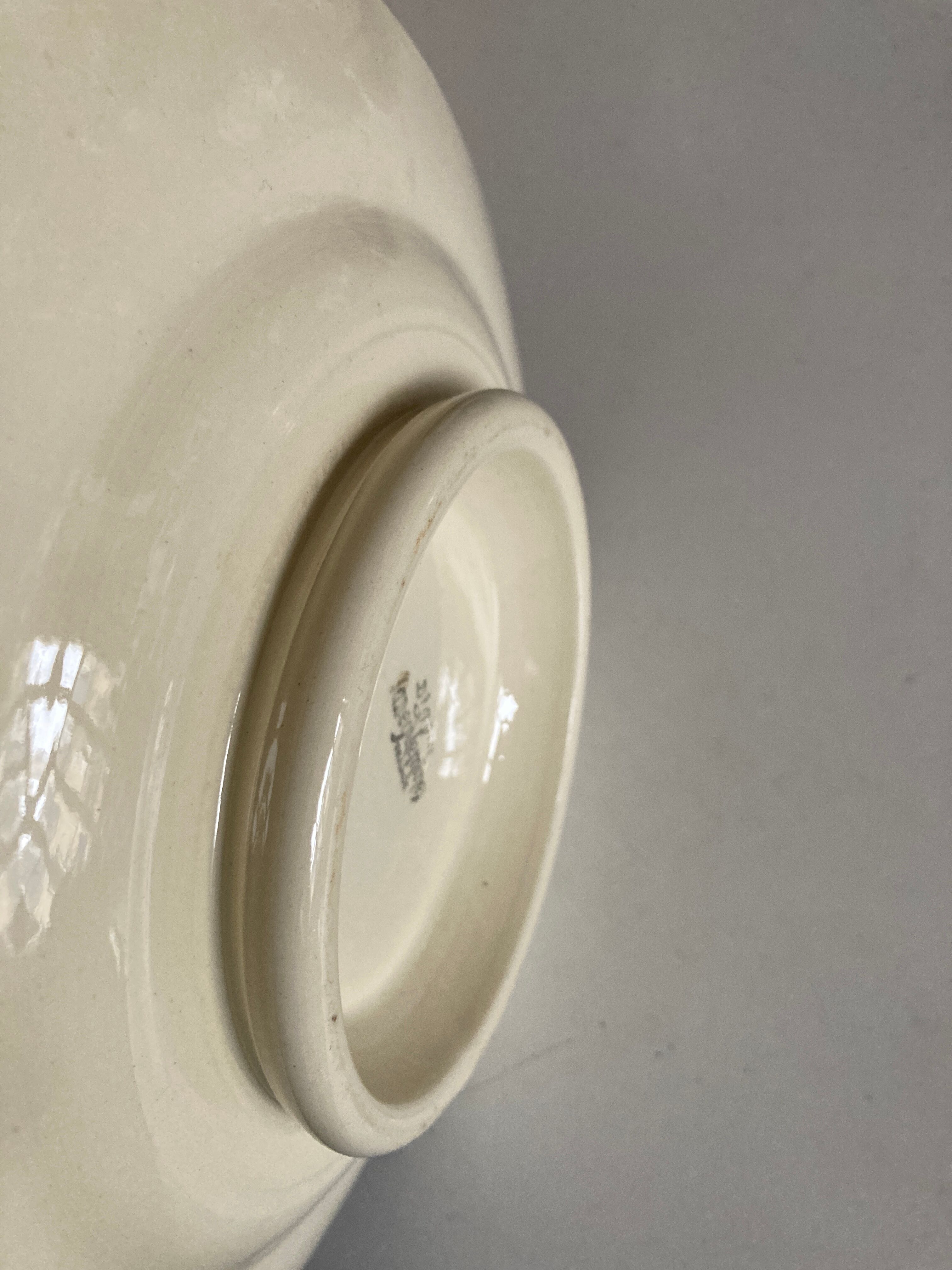 Sarreguemines ivory ivory pastry plate with godrons