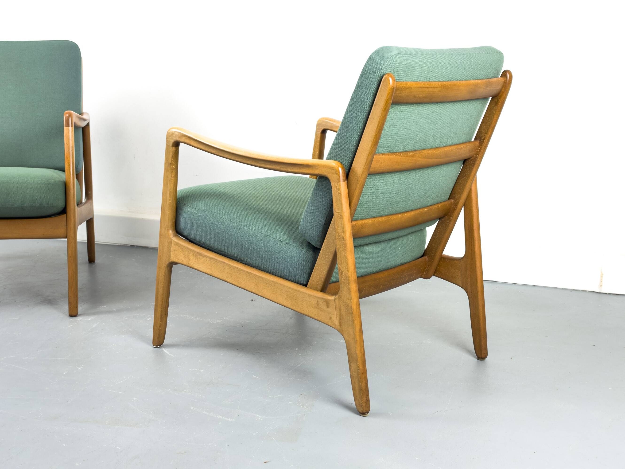 Danish Model FD-109 Lounge Chair by Ole Wanscher for France & Daverkosen, 1