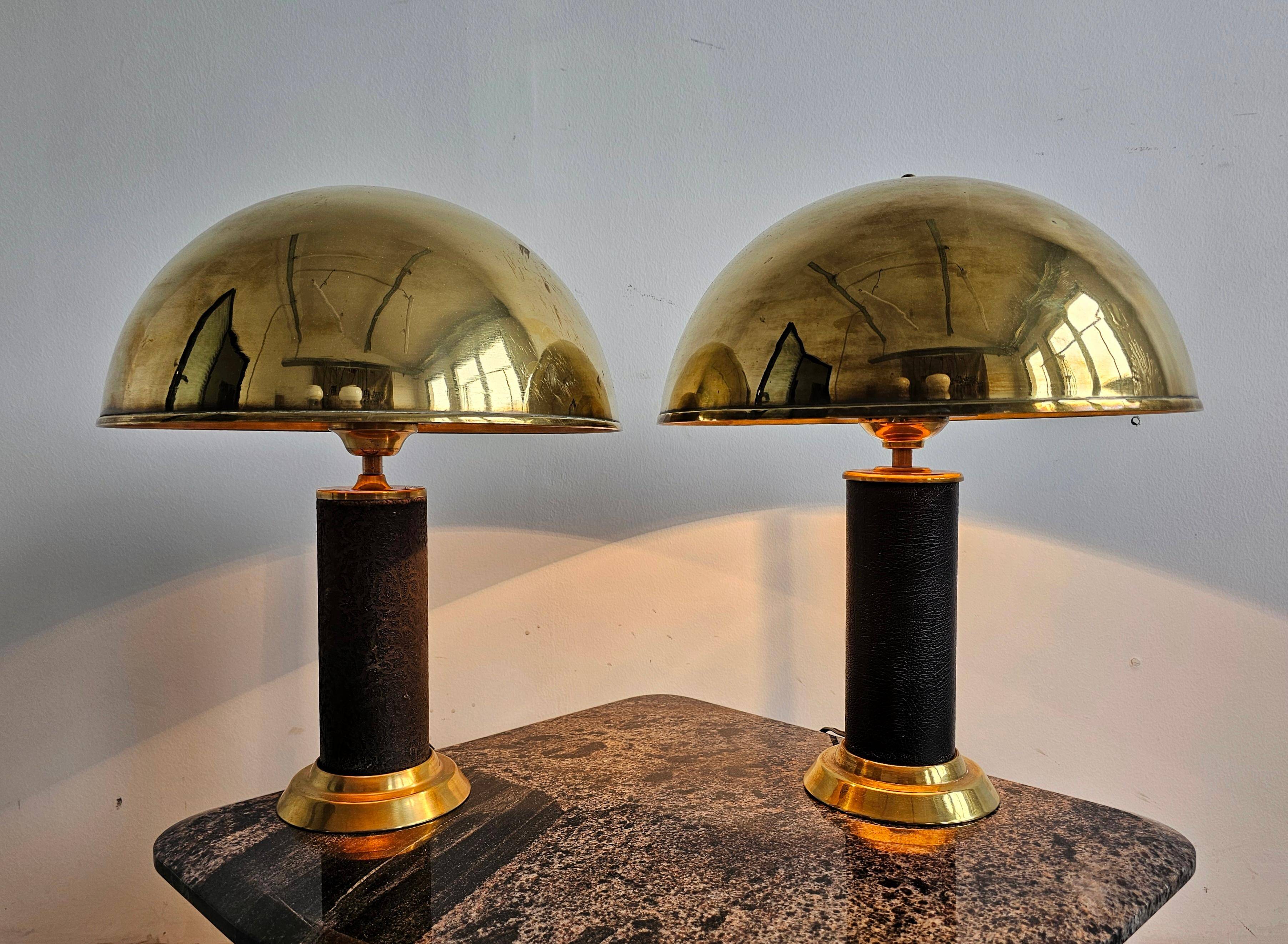 Pair of Mid Century Modern table lamps in brass and leather 1960