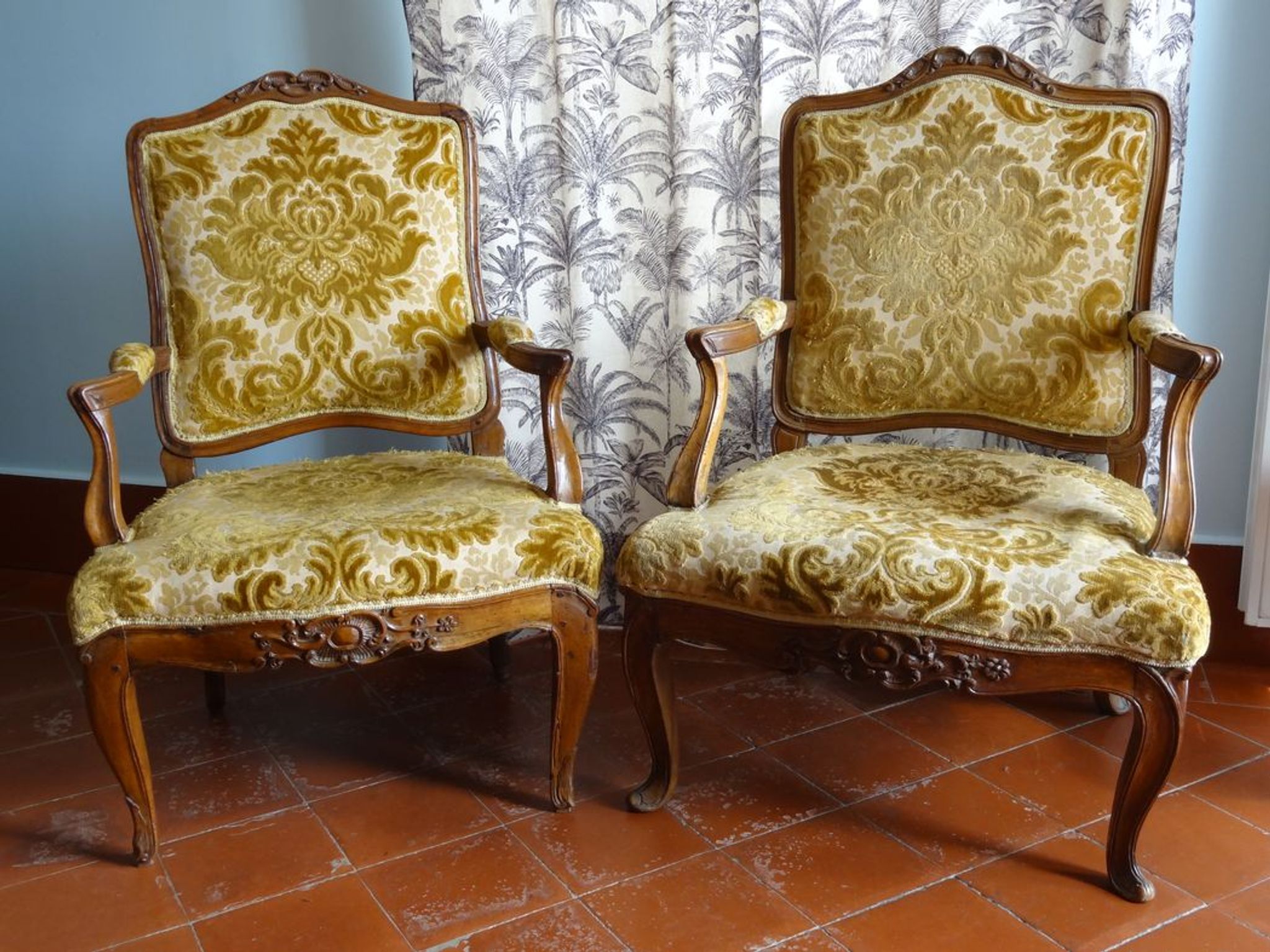 Counterpart of Louis XV period armchairs called "A la Reine"